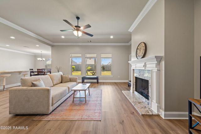 619 Bay Meadow Lane, Lafayette, LA 70507