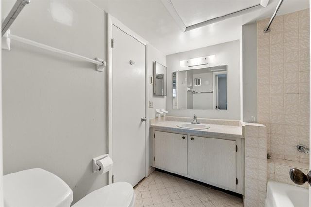 639 W Oakland Park Boulevard 207d, Oakland Park, FL 33311