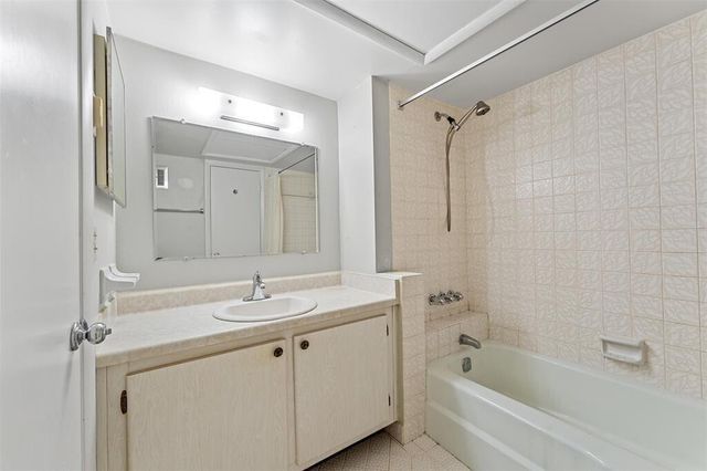 639 W Oakland Park Boulevard 207d, Oakland Park, FL 33311