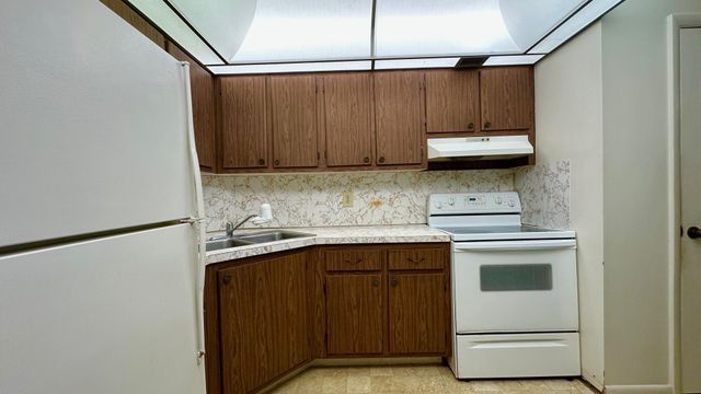 639 W Oakland Park Boulevard 207d, Oakland Park, FL 33311