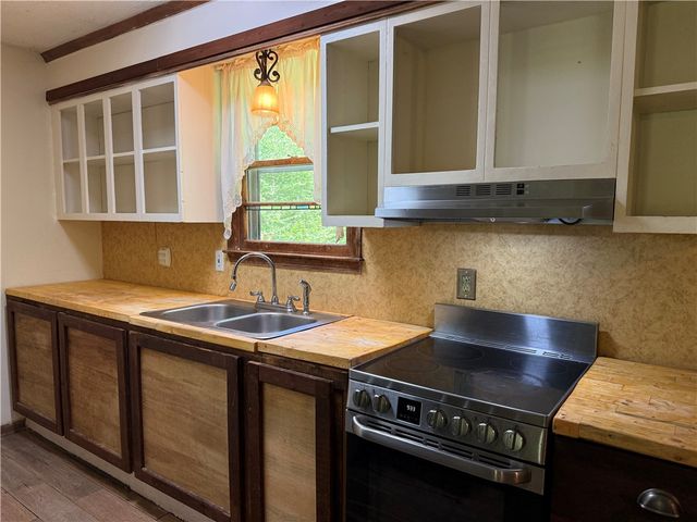 106 Nickie Drive, Williamston, SC 29697