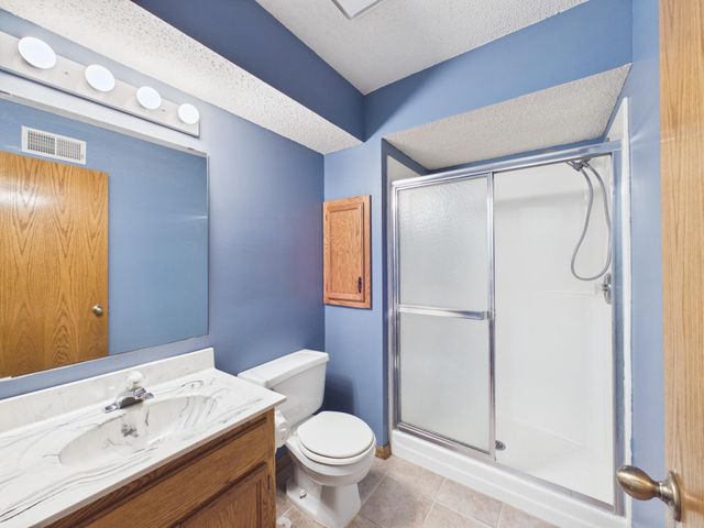 1952 Park Ridge Court, Chaska, MN 55318
