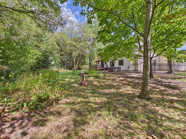 1952 Park Ridge Court, Chaska, MN 55318