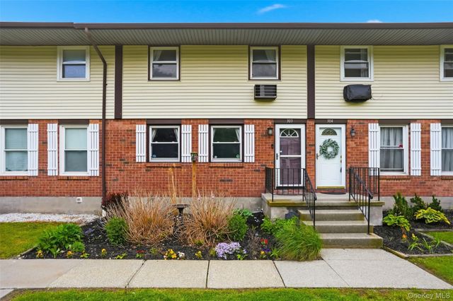 303 Parr Meadow Drive 3C, Newburgh, NY 12550