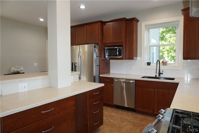4430 S Onondaga Rd, Onondaga, NY 13120