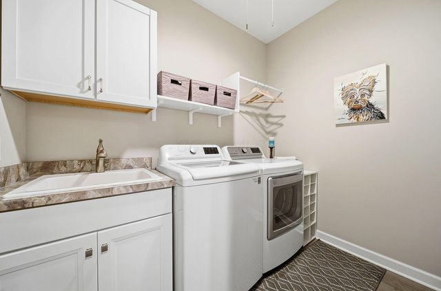 7660 Gateway Boulevard, Powell, OH 43065