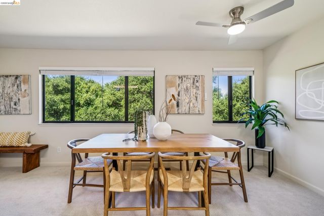 61 Parkview Ter, San Pablo, CA 94806