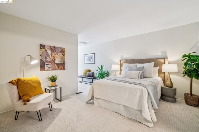 61 Parkview Ter, San Pablo, CA 94806