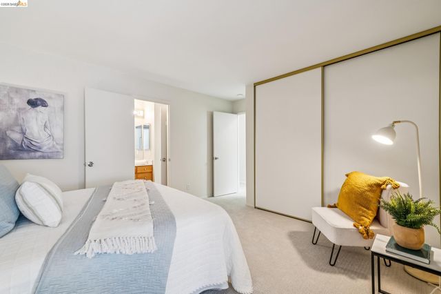 61 Parkview Ter, San Pablo, CA 94806