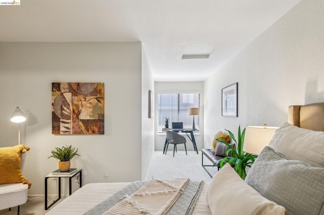 61 Parkview Ter, San Pablo, CA 94806