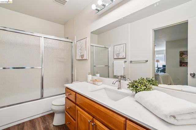 61 Parkview Ter, San Pablo, CA 94806