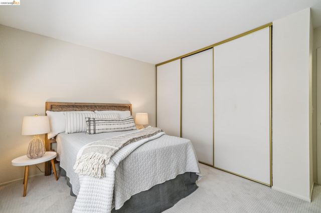 61 Parkview Ter, San Pablo, CA 94806