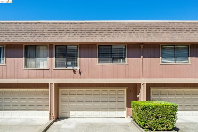 61 Parkview Ter, San Pablo, CA 94806