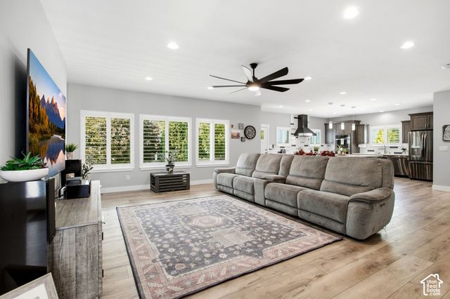 2194 S 175 E, Kaysville, UT 84037