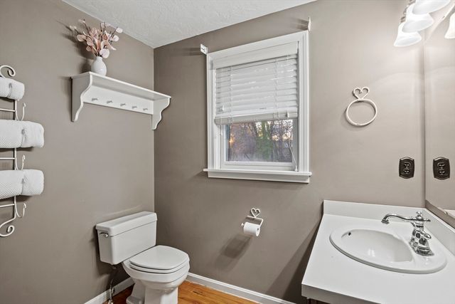 5 Knob Cone Drive, Boylston, MA 01505