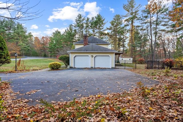 5 Knob Cone Drive, Boylston, MA 01505