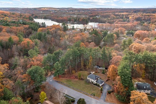 5 Knob Cone Drive, Boylston, MA 01505