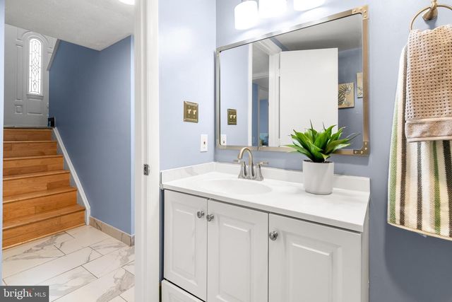 8252 GLEN CT, Jessup, MD 20794