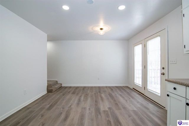 1204 Clear Ridge Lane, Radcliff, KY 40160