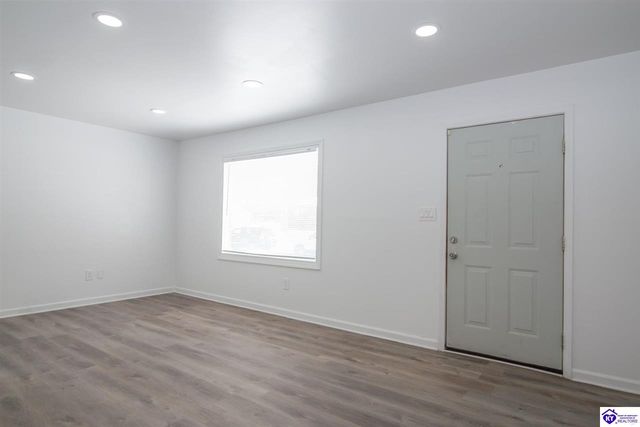 1204 Clear Ridge Lane, Radcliff, KY 40160