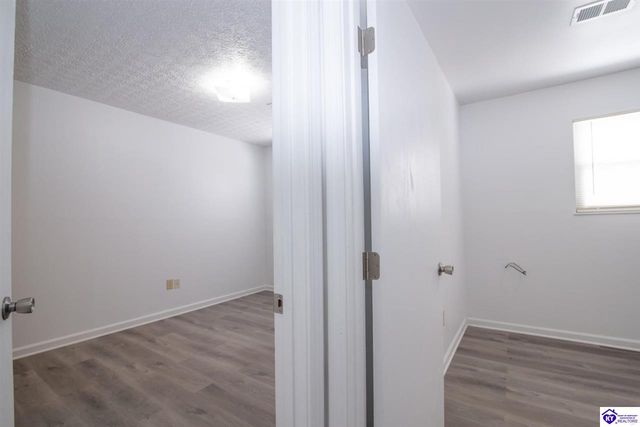 1204 Clear Ridge Lane, Radcliff, KY 40160