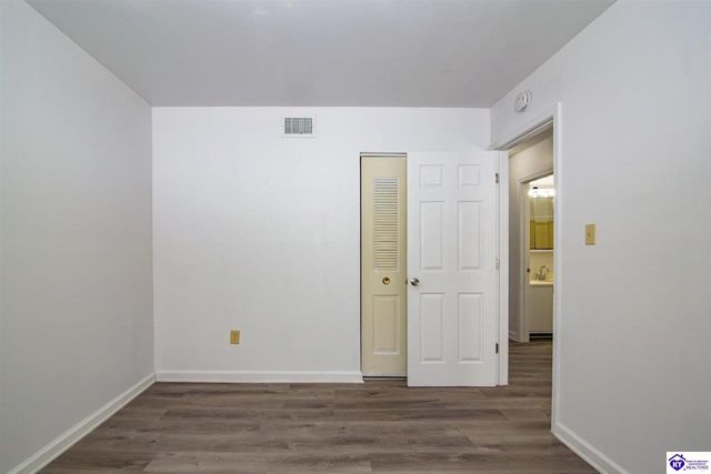 1204 Clear Ridge Lane, Radcliff, KY 40160