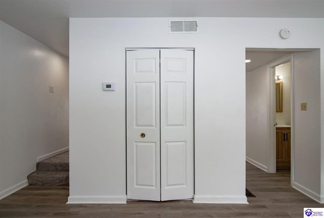 1204 Clear Ridge Lane, Radcliff, KY 40160