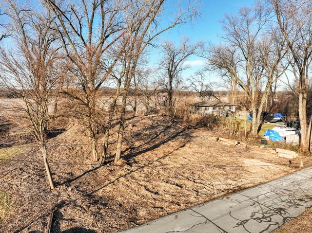 5462 Marine Drive, Portage, IN 46368