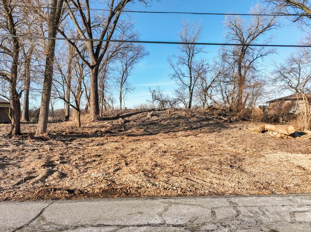 5462 Marine Drive, Portage, IN 46368