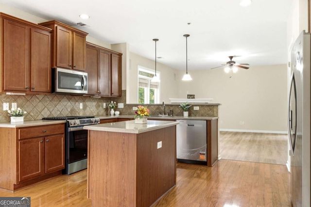 2196 Kingswood Drive, Morrow, GA 30260