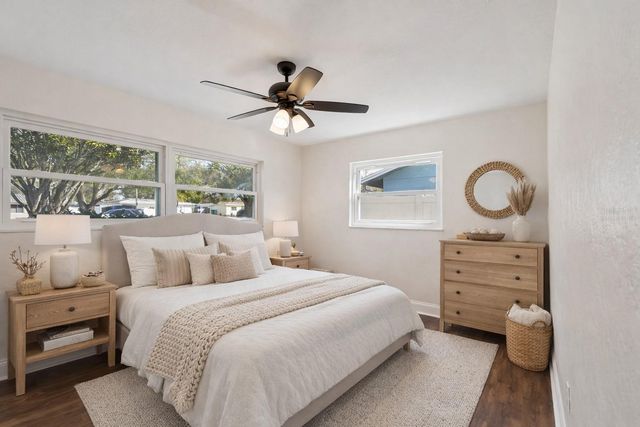 5682 46TH AVENUE N, Kenneth City, FL 33709