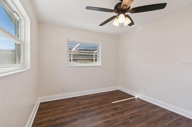 5682 46TH AVENUE N, Kenneth City, FL 33709