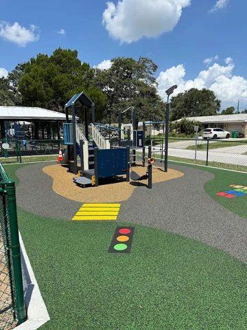 5682 46TH AVENUE N, Kenneth City, FL 33709