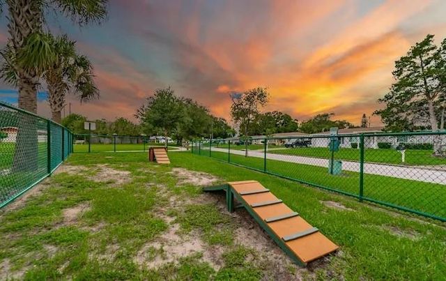 5682 46TH AVENUE N, Kenneth City, FL 33709