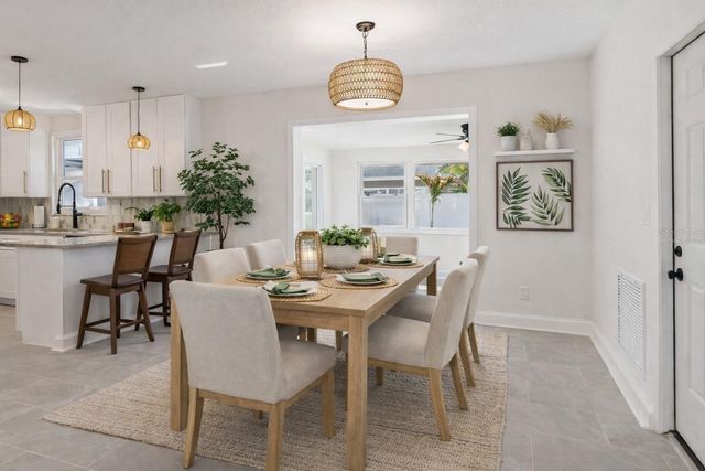 5682 46TH AVENUE N, Kenneth City, FL 33709