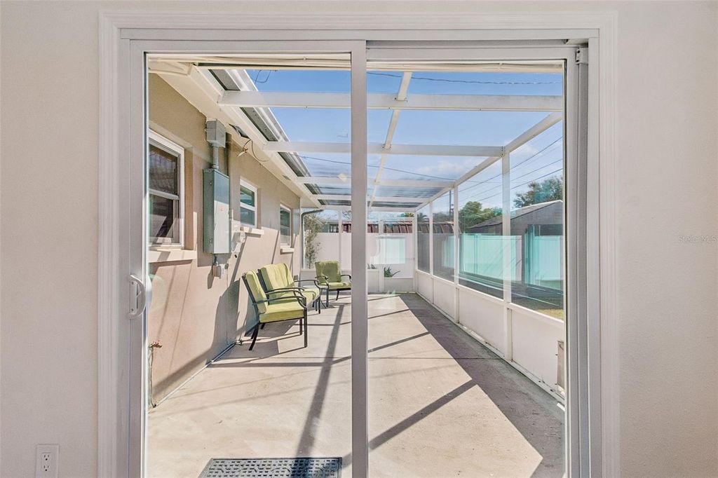 Image 29 of property listing at 5682 46TH AVENUE N, Kenneth City, FL 33709