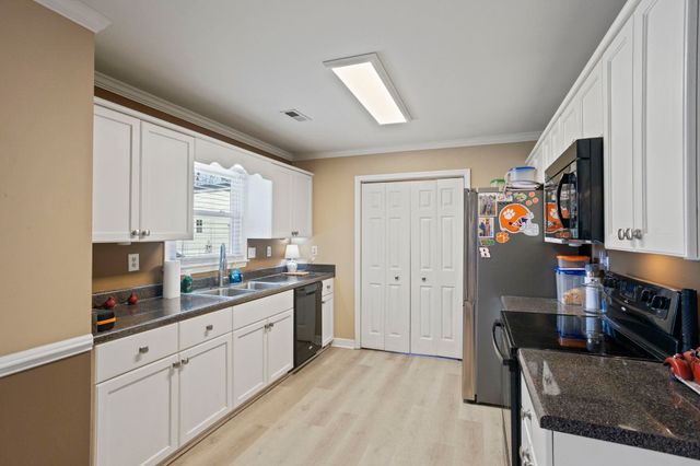 116 Goldenrod Lane, Moore, SC 29369