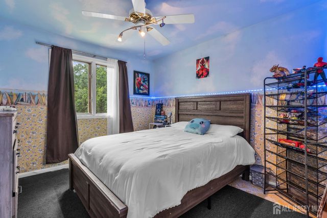 513 Ilexberry Lane, Toms River, NJ 08753
