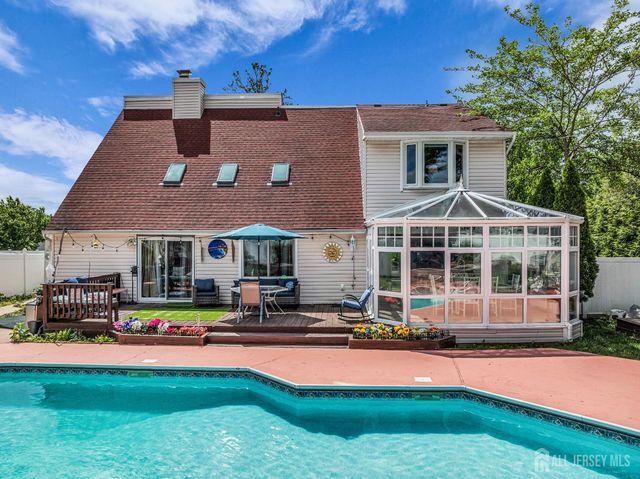 513 Ilexberry Lane, Toms River, NJ 08753