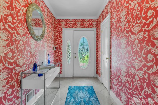 513 Ilexberry Lane, Toms River, NJ 08753