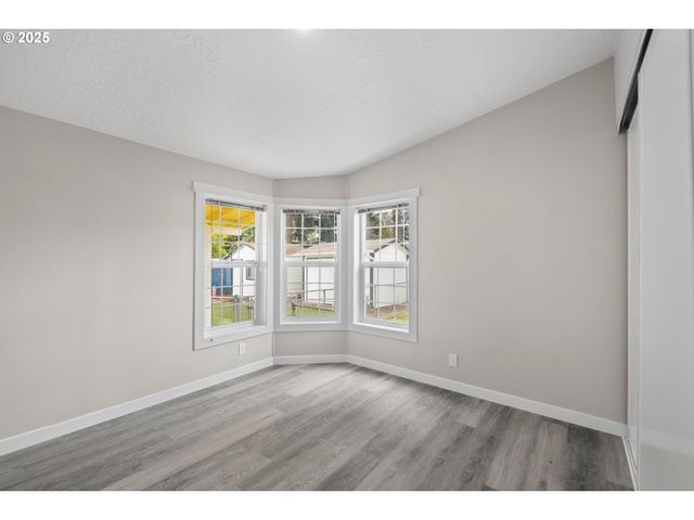 17520 Se 82ND Dr, Clackamas, OR 97015