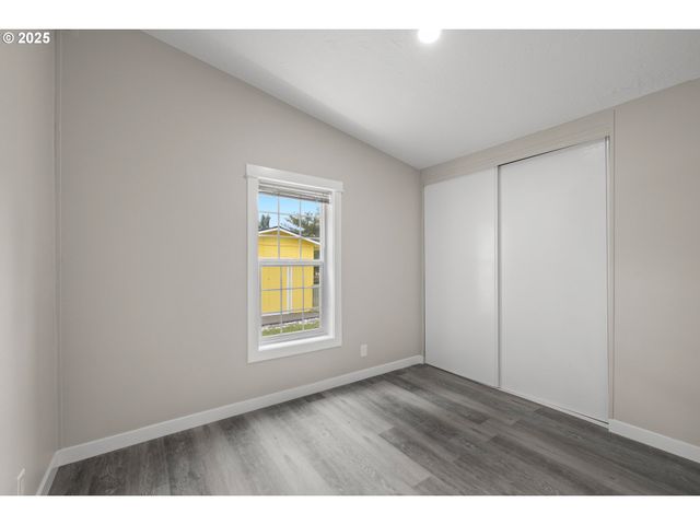 17520 Se 82ND Dr, Clackamas, OR 97015