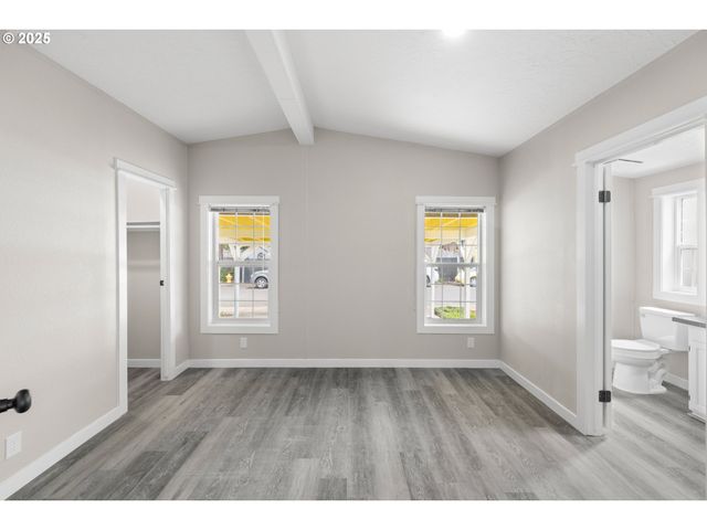 17520 Se 82ND Dr, Clackamas, OR 97015