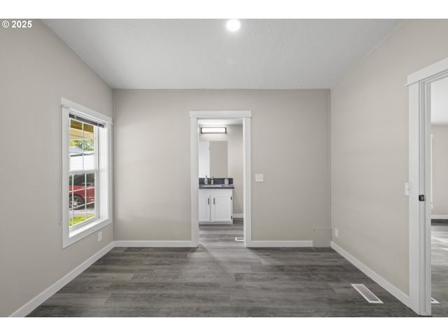 17520 Se 82ND Dr, Clackamas, OR 97015