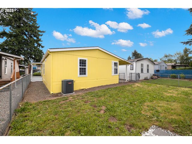 17520 Se 82ND Dr, Clackamas, OR 97015