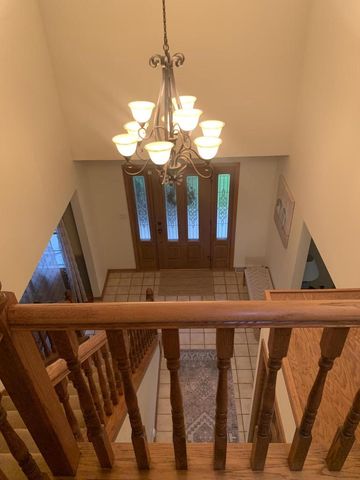 8187 S Four Oaks COURT, Franklin, WI 53132