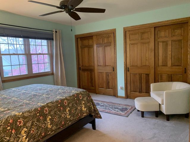 8187 S Four Oaks COURT, Franklin, WI 53132
