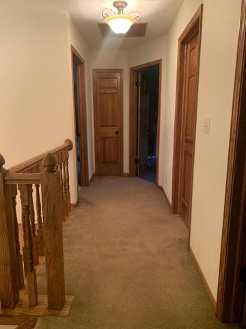 8187 S Four Oaks COURT, Franklin, WI 53132