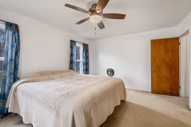 504 Marburger ST, Smithville, TX 78957