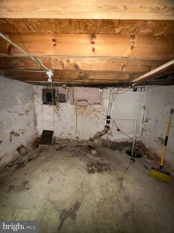 2002 RAMSAY ST, Baltimore, MD 21223